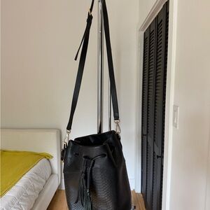 GiGi New York Black Textured Shoulder Bag